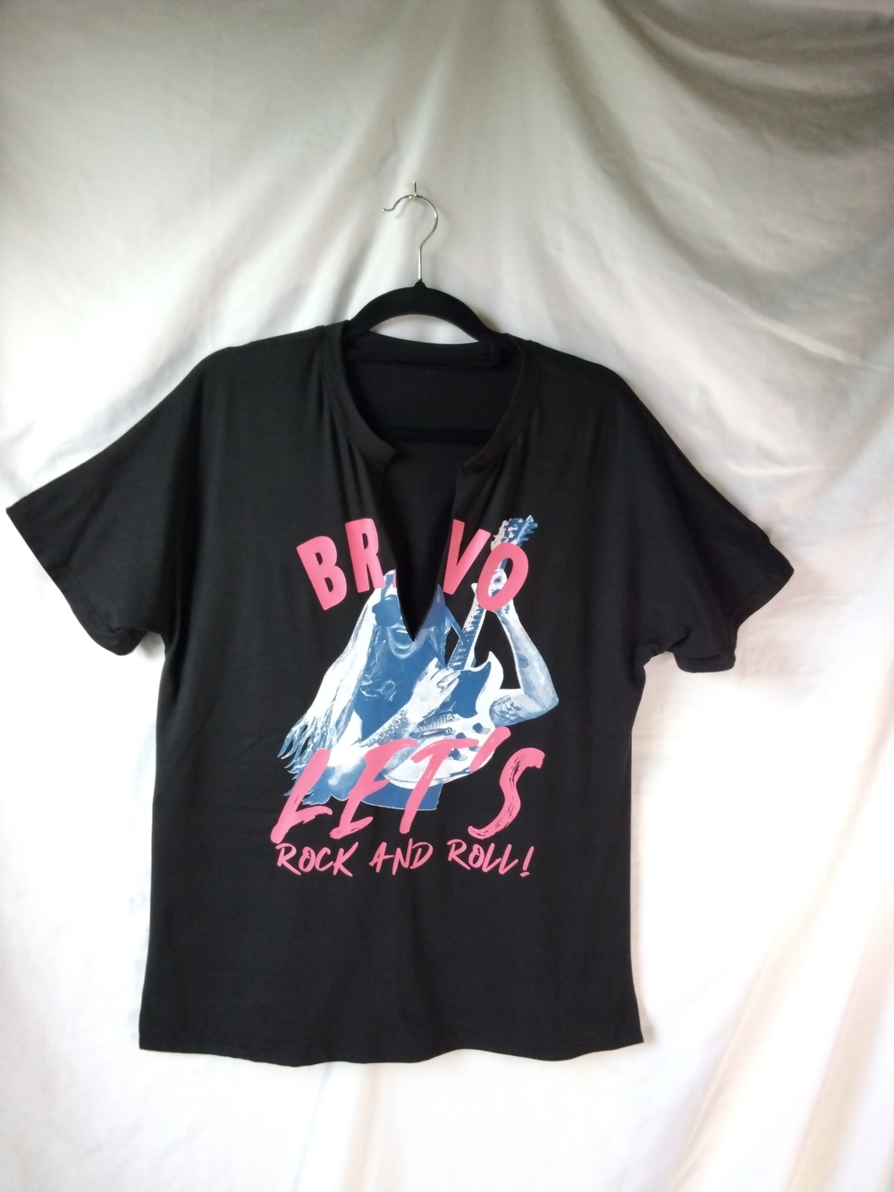 Black Graphic 'Bravo Let's Rock and Roll' Short Sleeve Tee